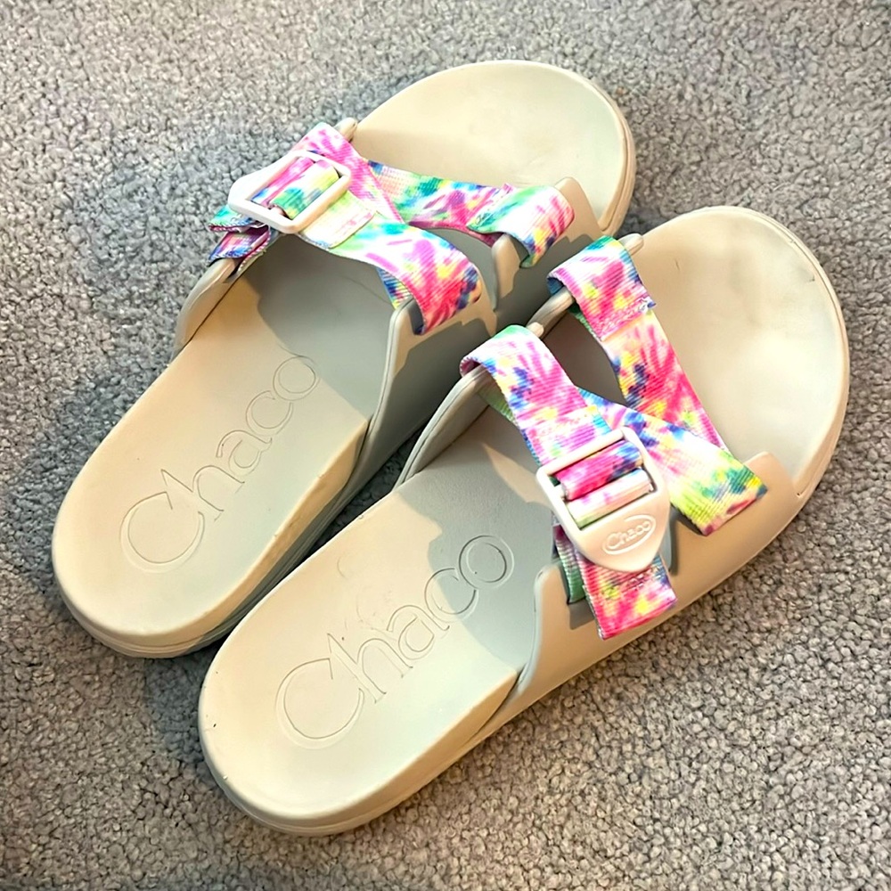 Chaco tie dye sandals. Size 8